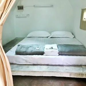 Eco Capsule Hotel